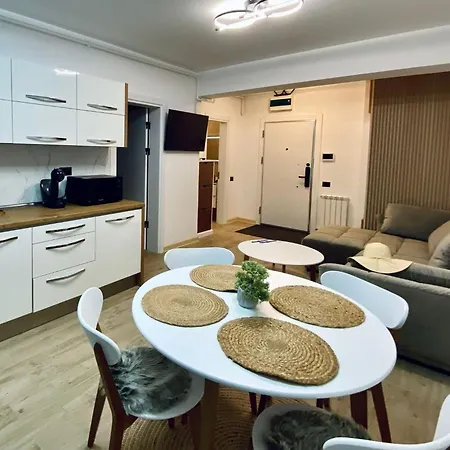 Belvedere By Alezzi Infinity شقة Năvodari